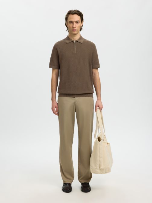 KÖTÖTT CIPZÁRAS GALLÉROS PÓLÓ