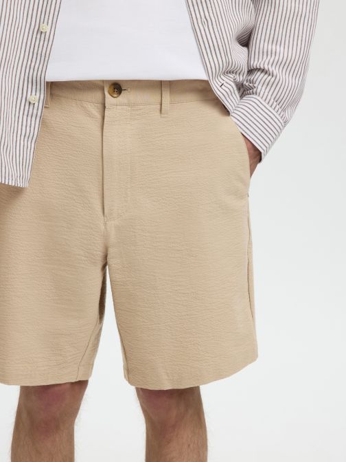 REGULAR FIT SHORTS