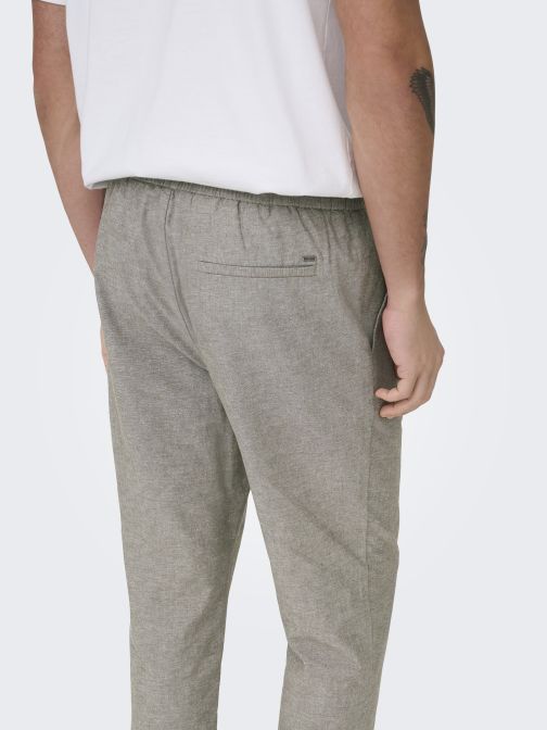 TAPERED FIT JOGGER 