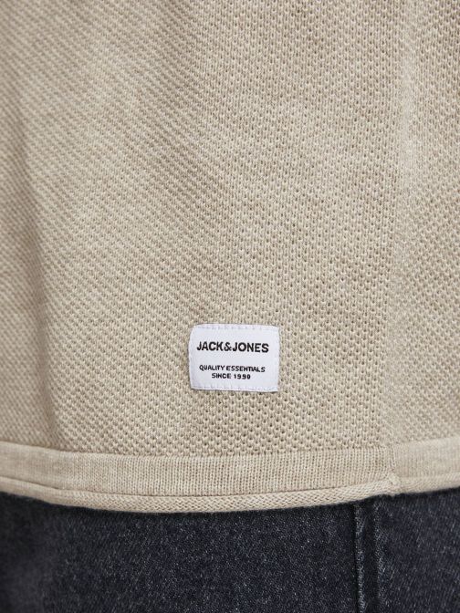 KNITTED PULLOVER