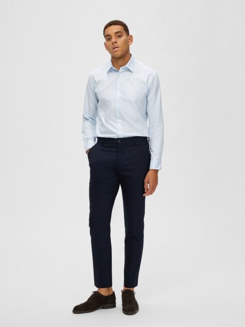 SLIM FIT ÖLTÖNYNADRÁG