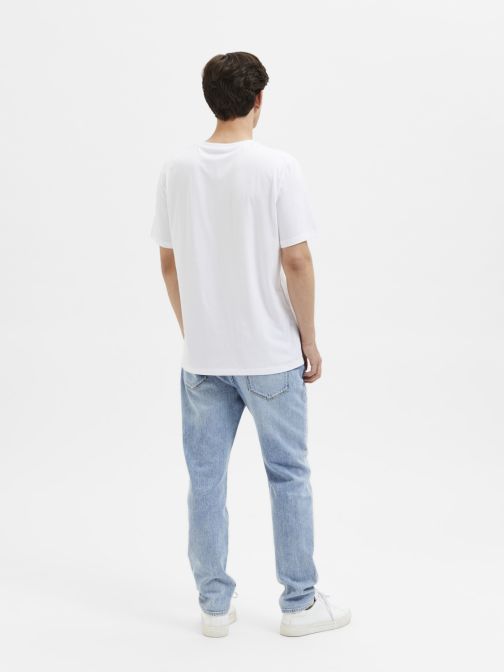REGULAR FIT T-SHIRT