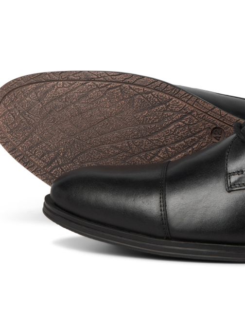 LEATHER SHOES