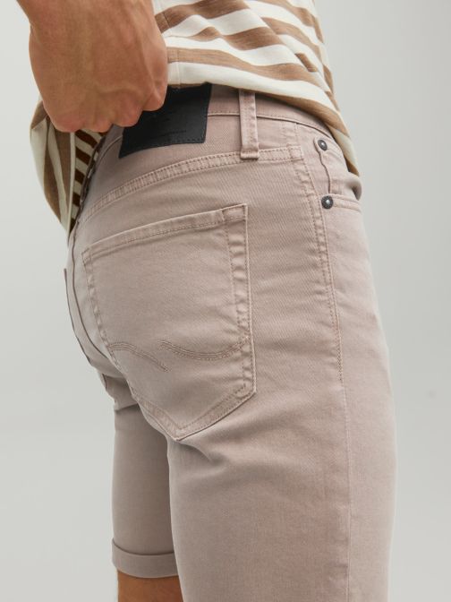 REGULAR FIT SHORTS