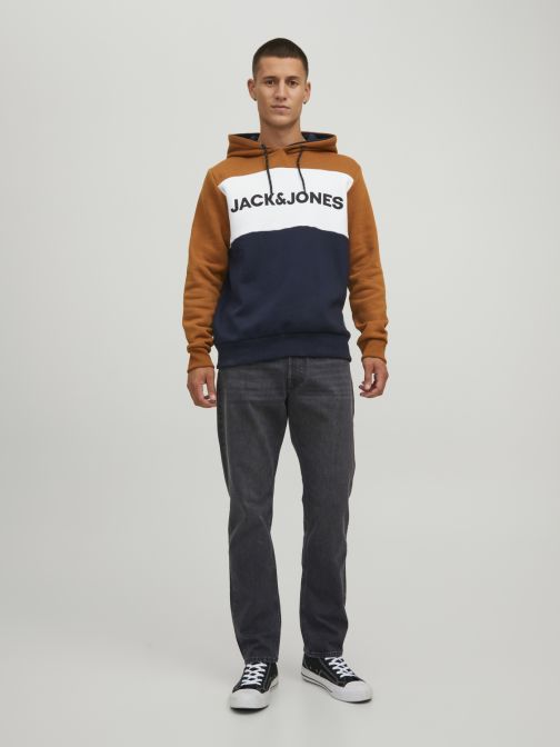 RELAXED FIT JEANS