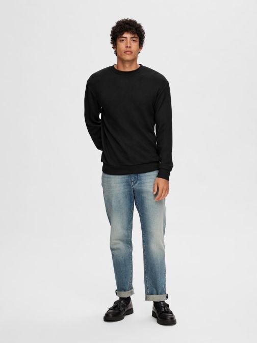 REGULAR FIT PULLOVER