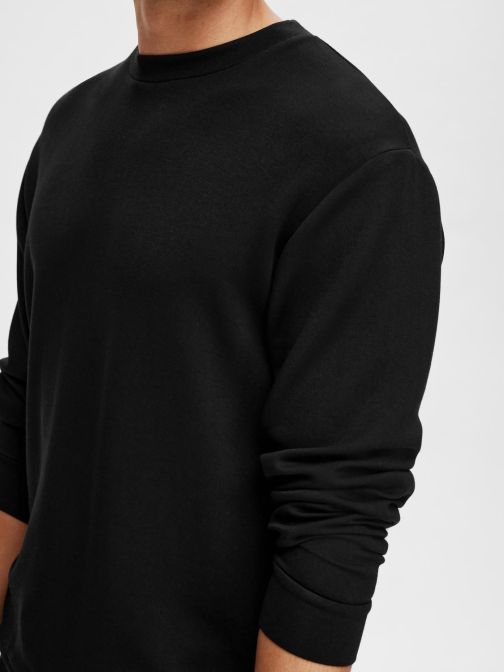 REGULAR FIT PULLOVER
