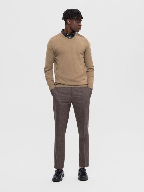 V-NECK JUMPER