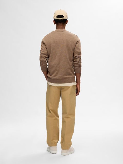 HALF ZIP PULLOVER