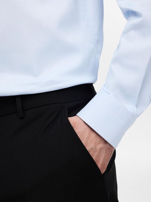 SLIM FIT SHIRT