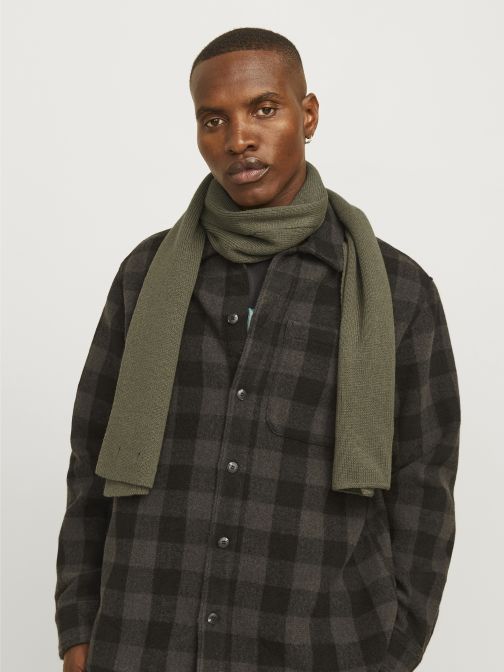 KNITTED SCARF