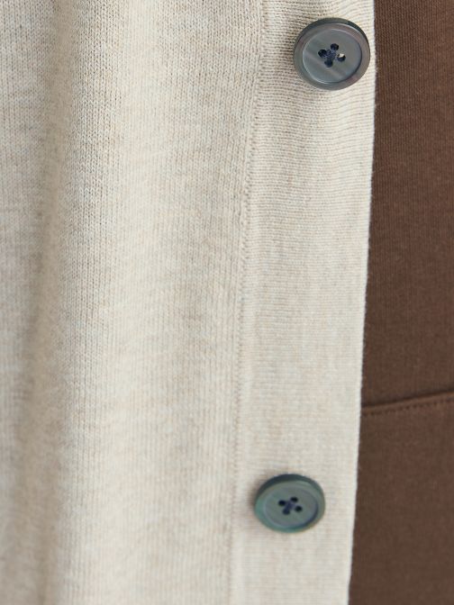 KNITTED CARDIGAN