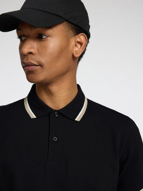 POLO T-SHIRT