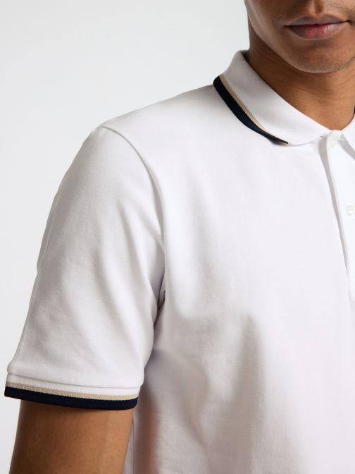 POLO T-SHIRT