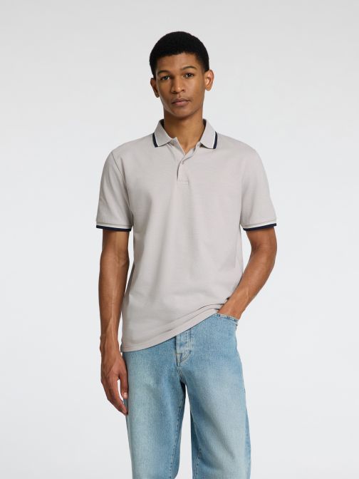 POLO T-SHIRT