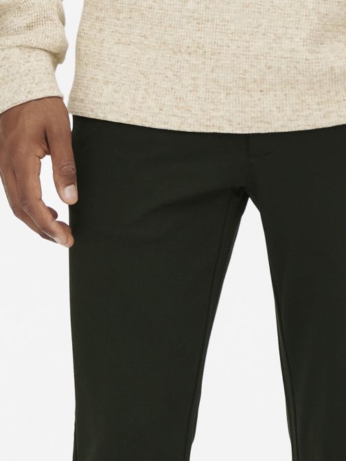SLIM FIT NADRÁG 