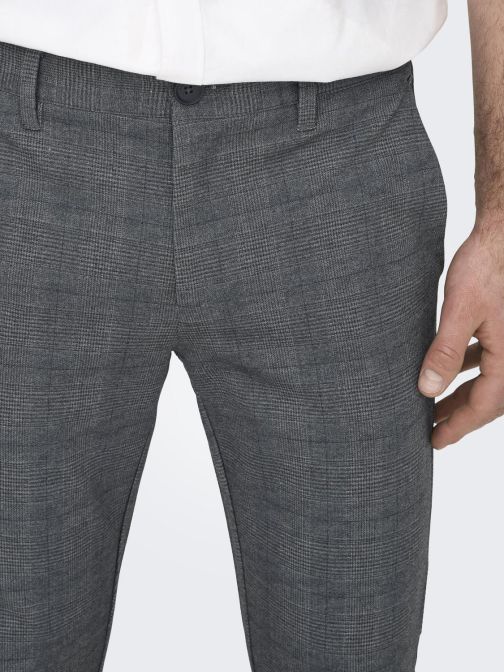 SLIM FIT NADRÁG 