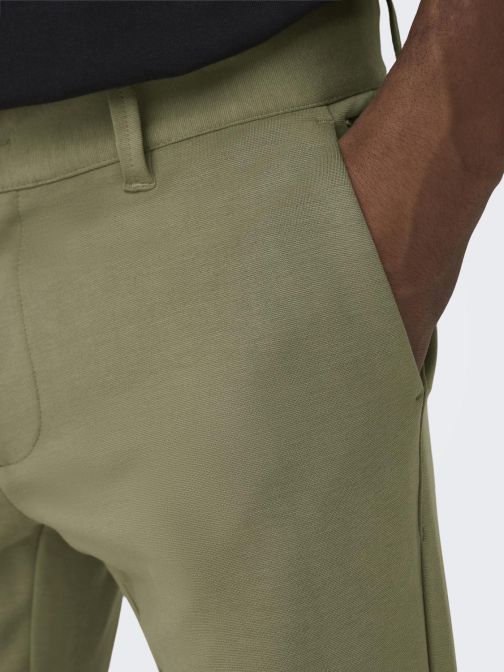 SLIM FIT NADRÁG 