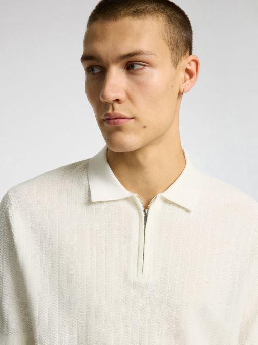 KNITTED HALF ZIP POLO SHIRT