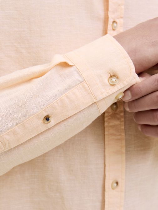 COMFORT FIT SHIRT