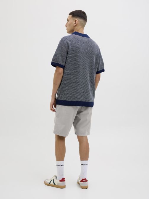 CHINO SHORTS WITH BELT