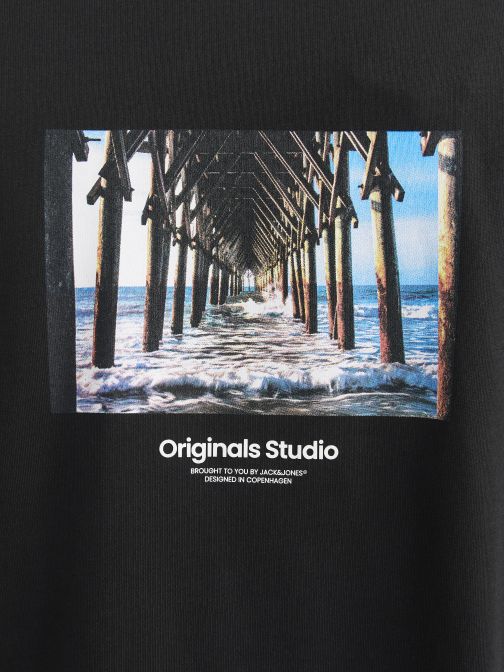PRINTED T-SHIRT