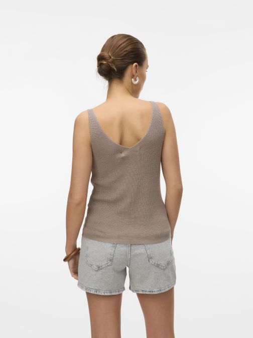 V-NYAKÚ BORDÁZOTT TOP 