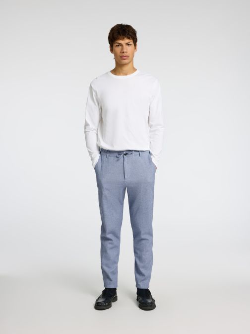 LENVÁSZONTARTALMÚ CHINO NADRÁG