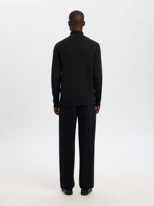 KNITTED ROLL NECK PULLOVER