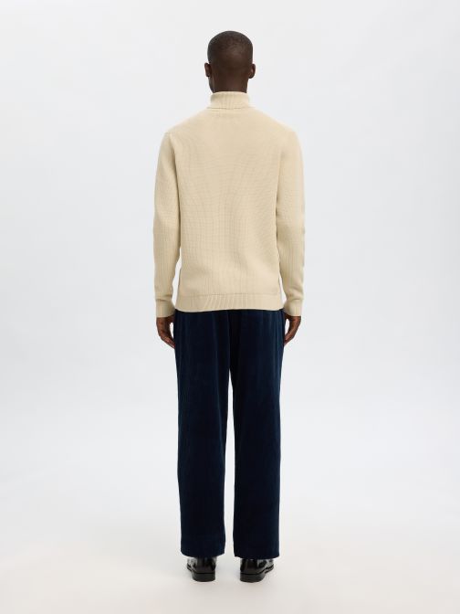 KNITTED ROLL NECK PULLOVER